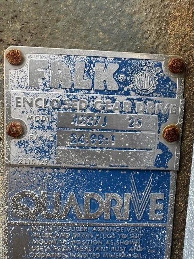 Used Clarke’s CFV24X971029 24”x24” Feeder, Toshiba 5Hp Motor @ 1800RPM & Falk 4207J25