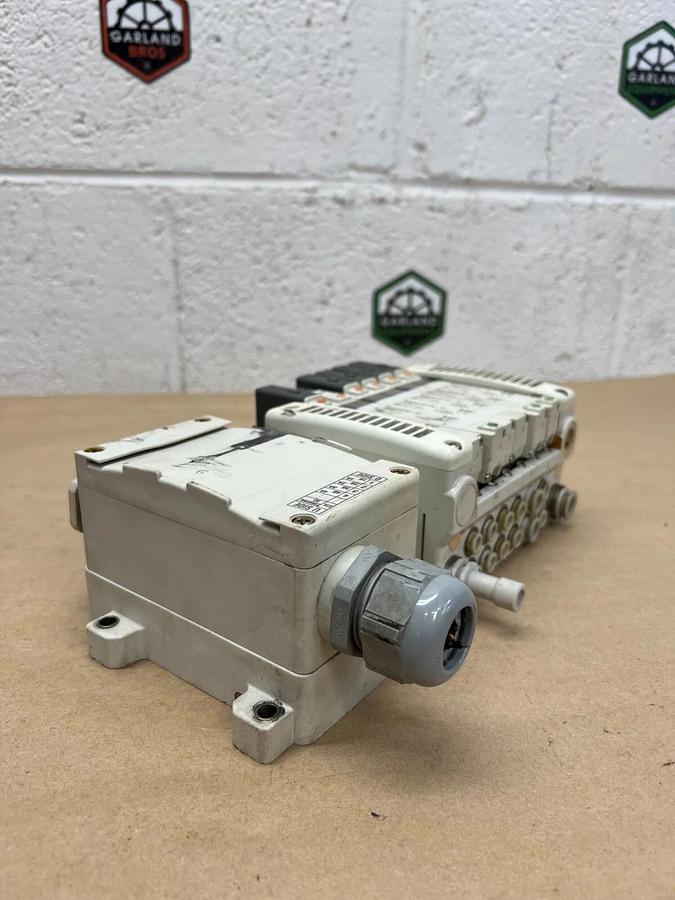 Used SMC VQC2201N-5, VQC2101N-5, VQC2201N-51 6 Bank Slot Valve