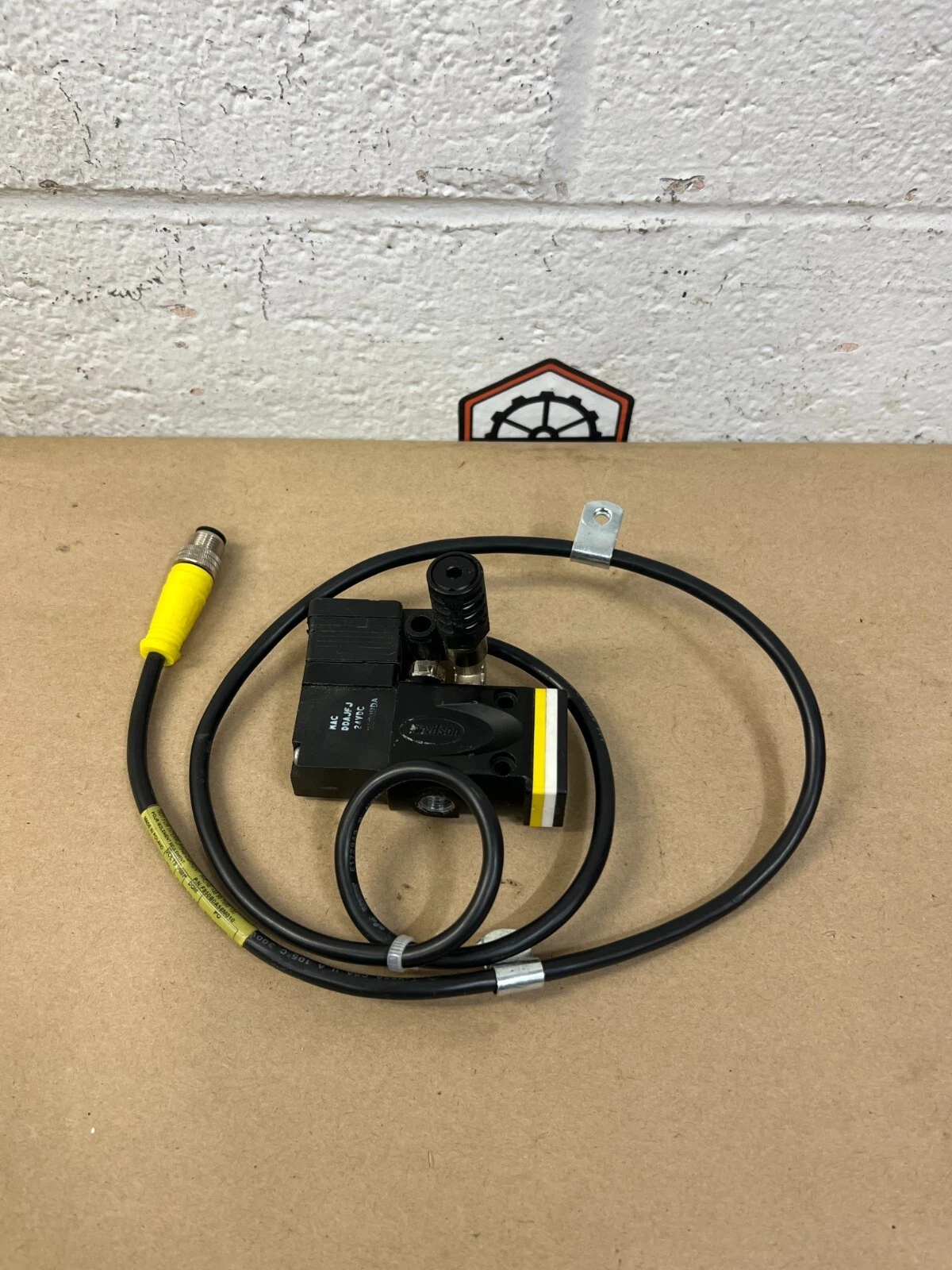 Used Nordson 1069207 24 VDC Solenoid Valve