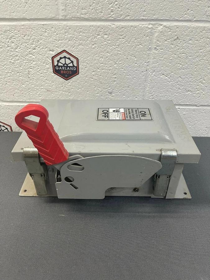 Used Siemens HNF361J Heavy Duty Safety Switch, Non-fusible, 30 Amp, 600 VAC, 3 pole