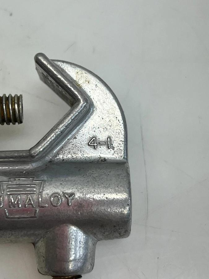 Used Alumaloy 4-1 Clamp Holder - Lot of 2