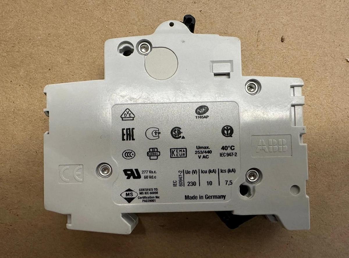 ABB 2CDS251001R0065 Circuit Breaker *NEW*