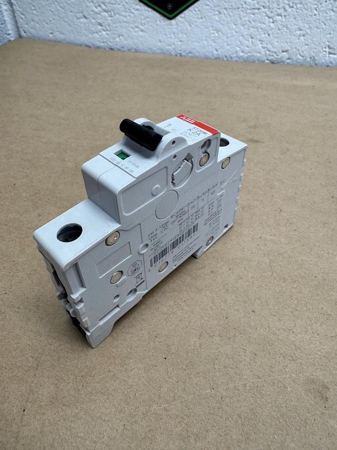 Used ABB ST201M-K2 Single Pole Circuit Breaker, Qty 10 *NEW*
