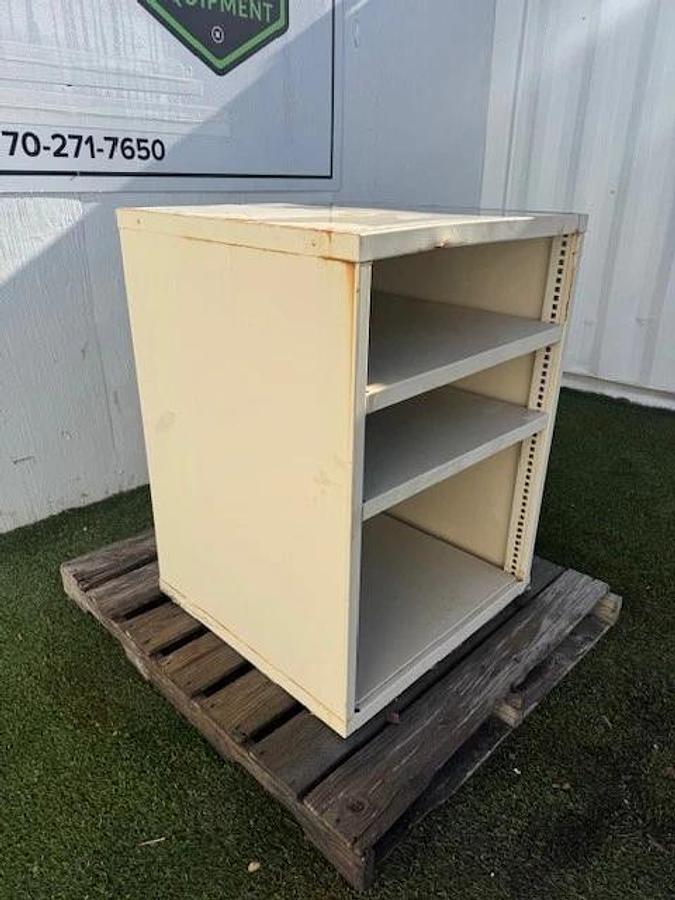 Used Industrial Tool Cabinet 2-Shelf W: 29-1/4” D: 27-3/4” H: 39-1/4"