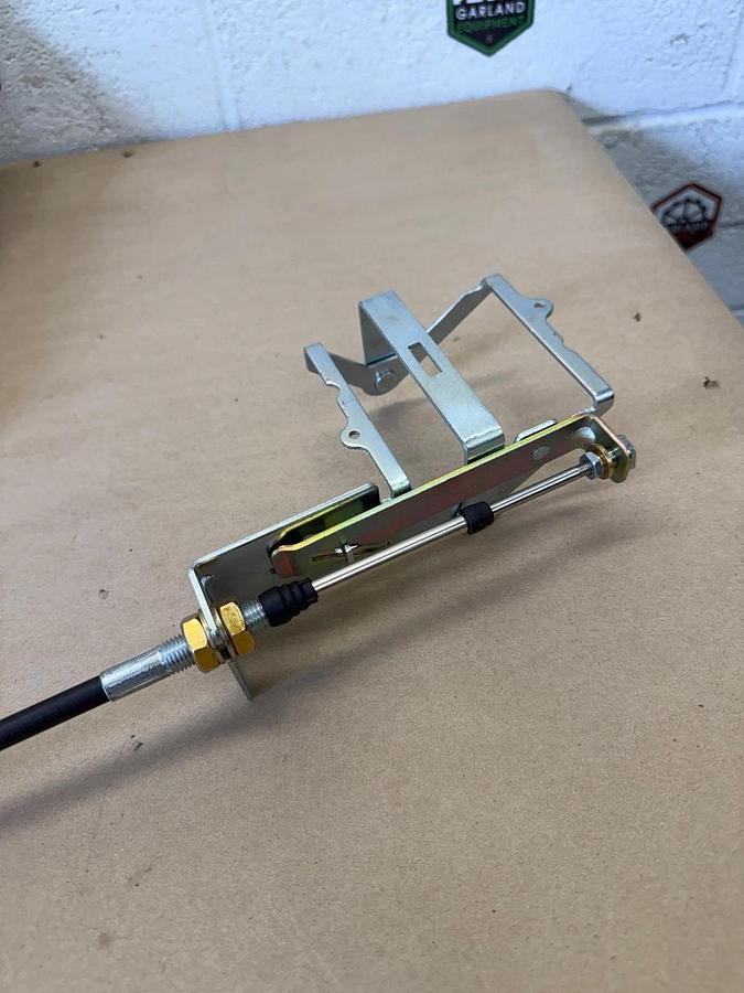 Used Eaton PDG1XFS04 PDG1 Flexible Shaft, 4' Breaker Accessory Handle Mechanism *NEW*