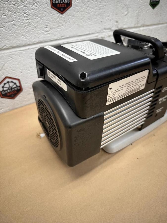 Used Fisher Scientific T55JXB2D-1146 Maxima C Plus, Vacuum Pump, Parts Only