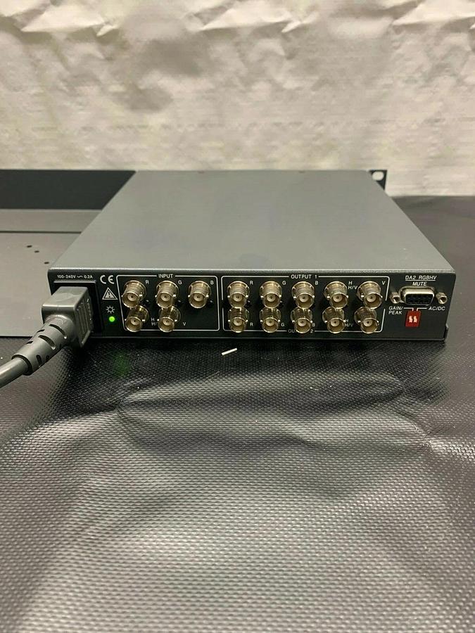 Used Extron DA RGBHV Two Output Wide and RGB Distribution Amplifier
