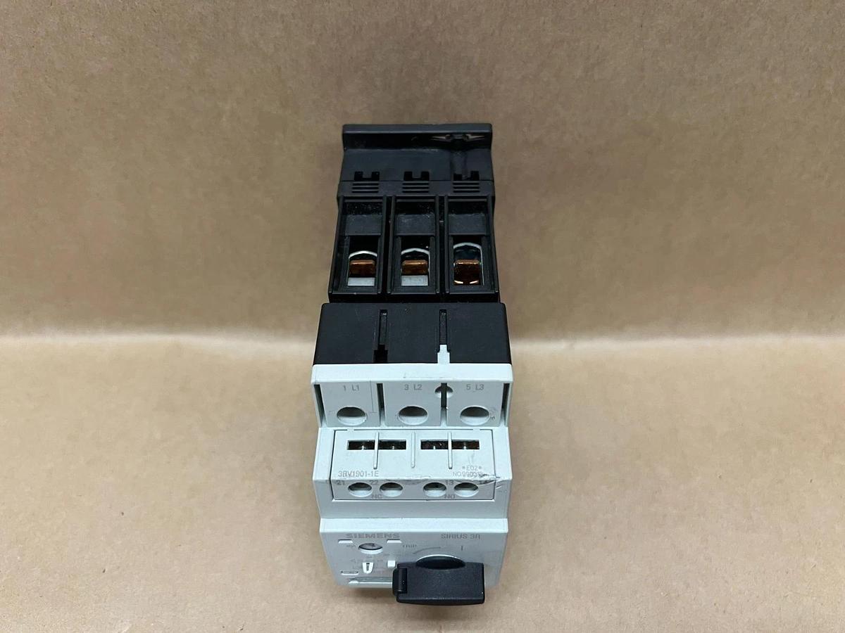 Used Siemens 3RV1031-4FA10 SIRIUS 3R Circuit Breaker