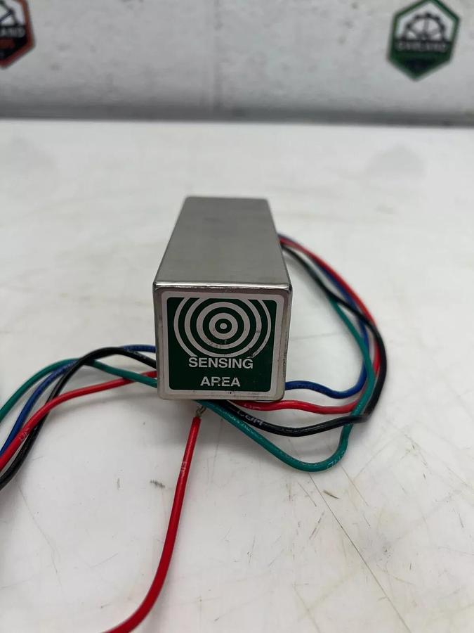 GO 81-10526-A2 Leverless Limit Switch