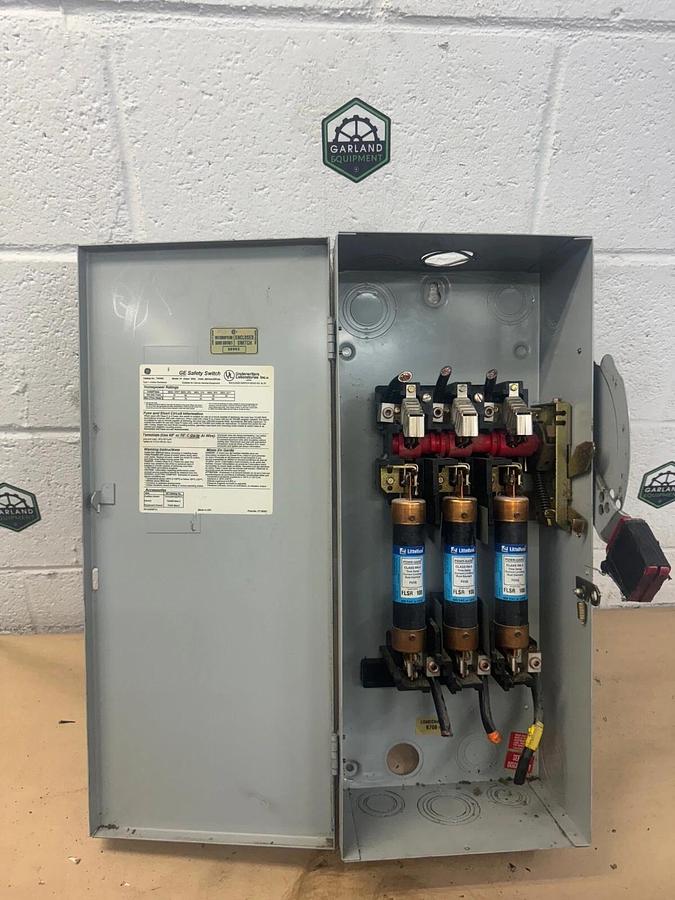 Used General Electric TH3363, 100 Amps, 600 Volts, Heavy Duty Safety Switch