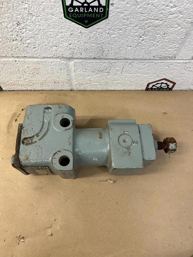 Used The Oil Gear Company MX-08 Hydraulic Pump L76130, Press (300-3000)