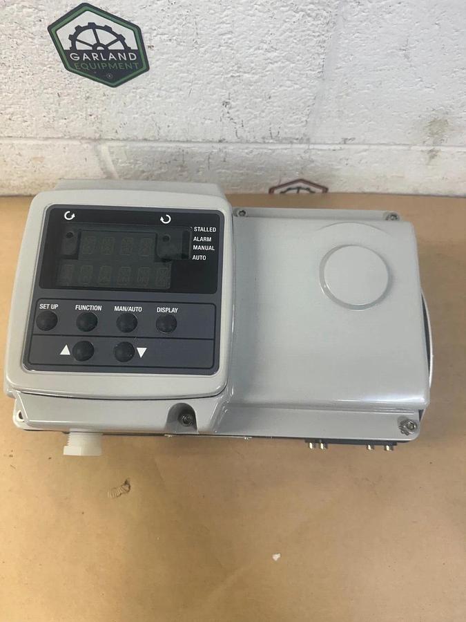 Used Honeywell 2002-400-090-126-300-20-1000000-1-1-00 Electric Valve Actuator 120V