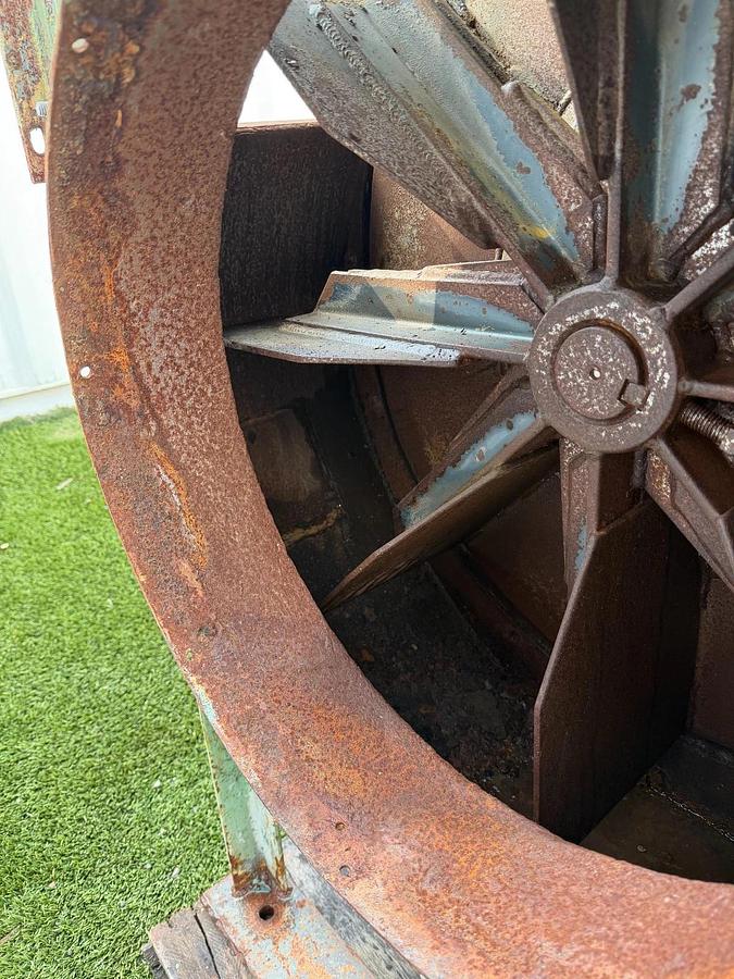 Used Top Horizontal CCW 90 Fan