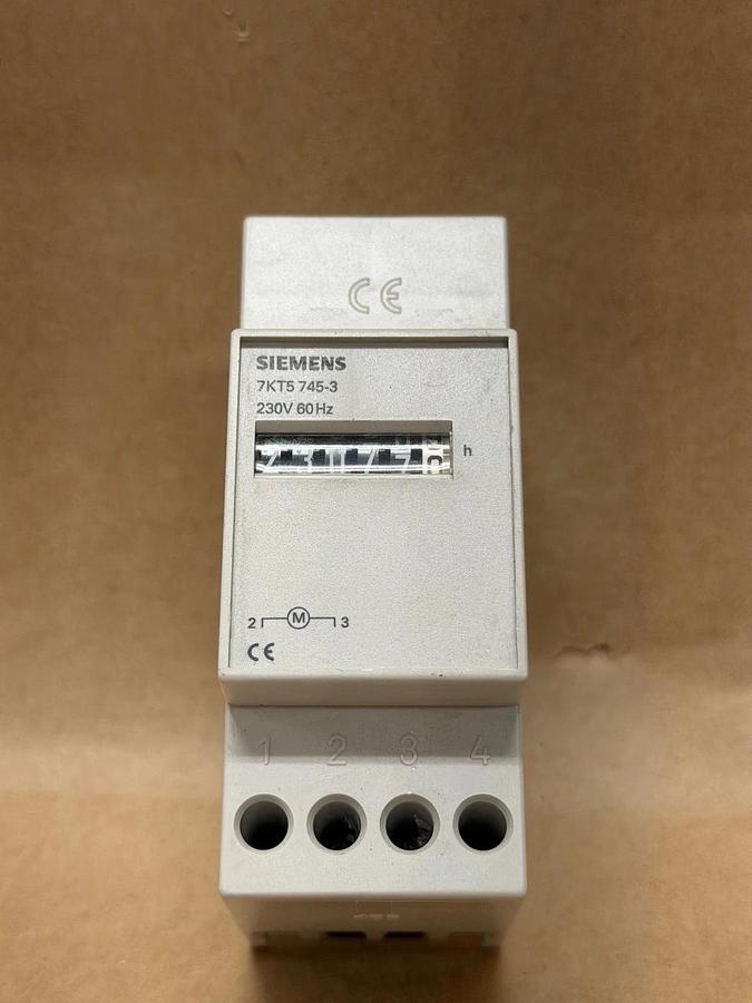 Used Siemens 7KT5 745-3 6-Digit Hour Counter