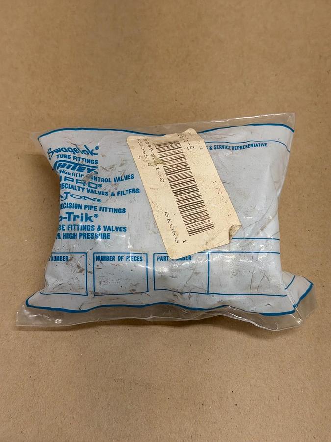 Used Swagelok SS-16-E Tube Fitting *NEW*