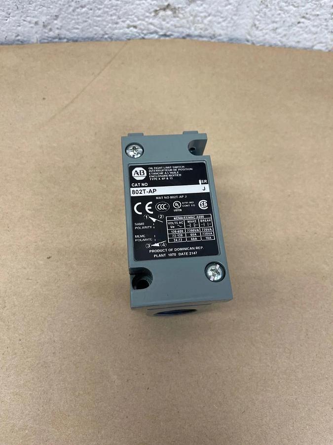 Used Allen-Bradley 802T-AP Oil Tight Limit Switch, Series J, 120-600 VAC, 60 A