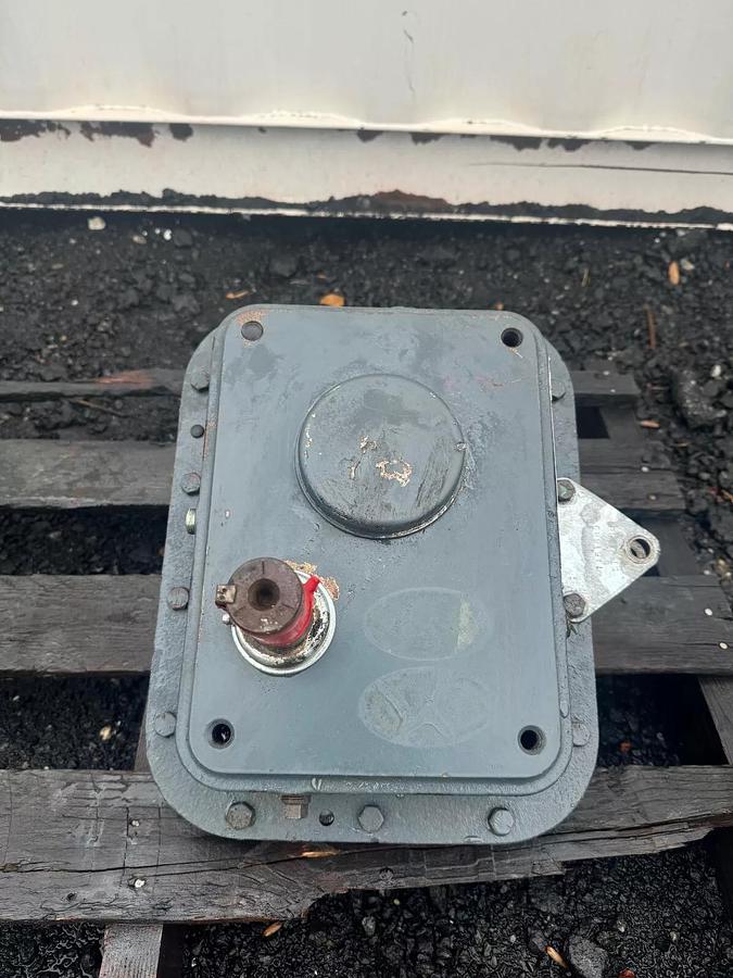 Used Falk 4203 J14 C Gear Drive, Ratio: 14.03:1, 1-5/16” Shaft