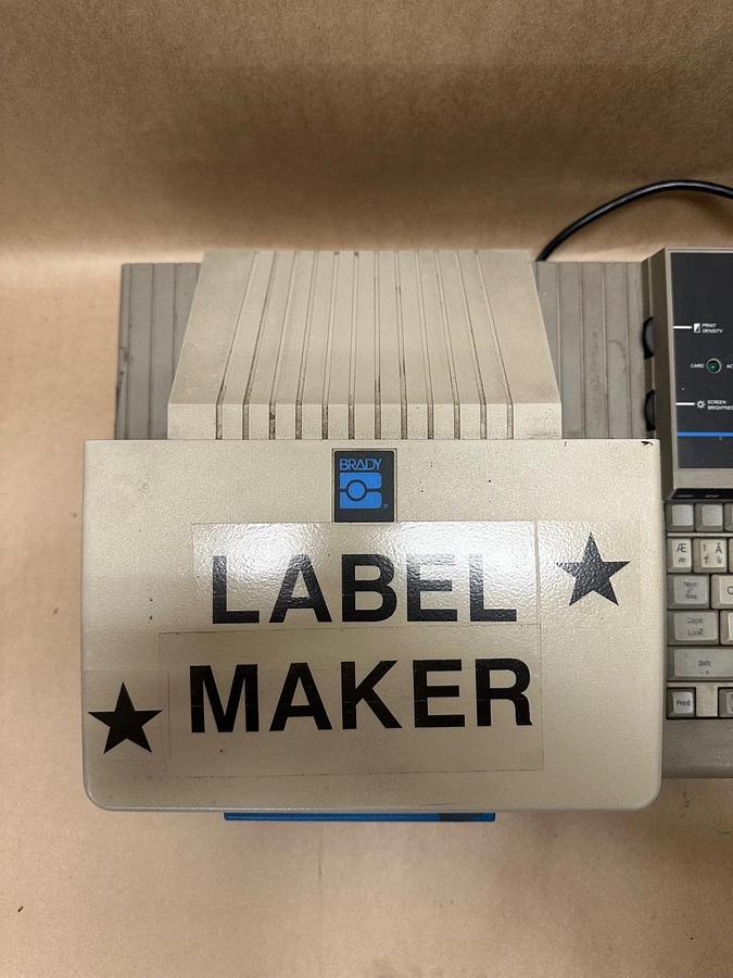 Used Brady Labelizer Plus Label and Sign Maker