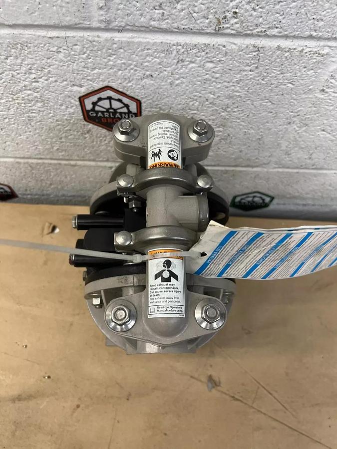 Used Ingersoll Rand 666053-388 (4854832) ARO Diaphragm Pump * Tested and Working