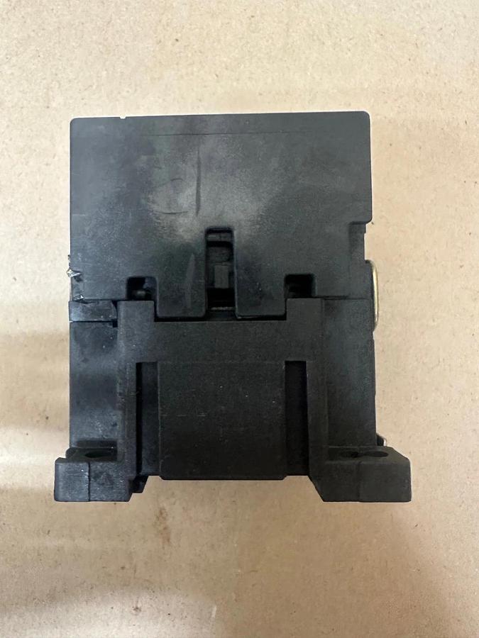 Used General Electric CR4RA Contactor