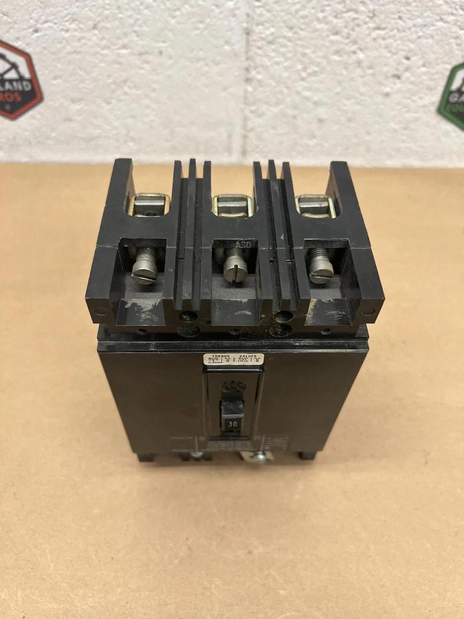 Used Westinghouse FB3030 30 Amp, 3 Pole, 600 VAC Circuit Breaker