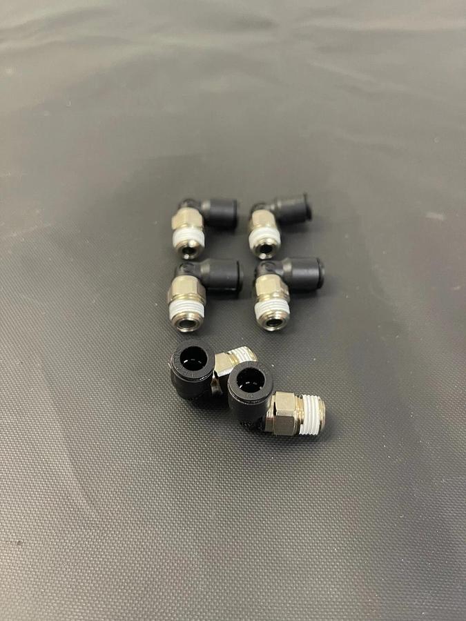 Used Legris Push-to-Connect Tube Fitting, Male Elbow, 1/8” Thread 1/4" OD, 290 PSI