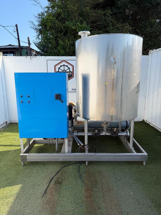 Used Industrial Hot-Water Sanitation/ Heating Skid, 594 Gallon Tank