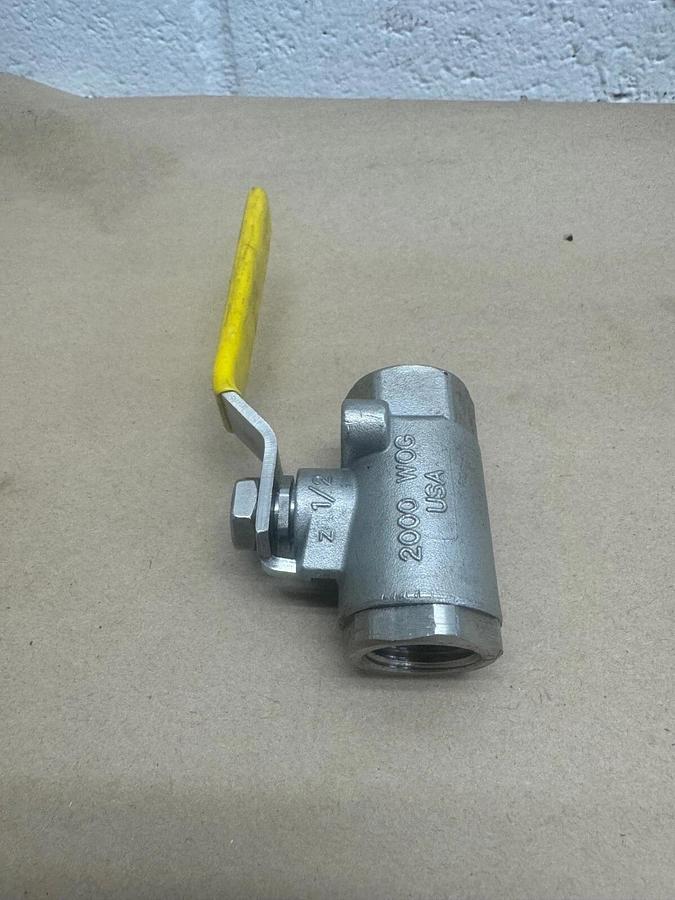 Used Apollo CF8M 1/2” 2-Way Ball Valve, 2000 WOG