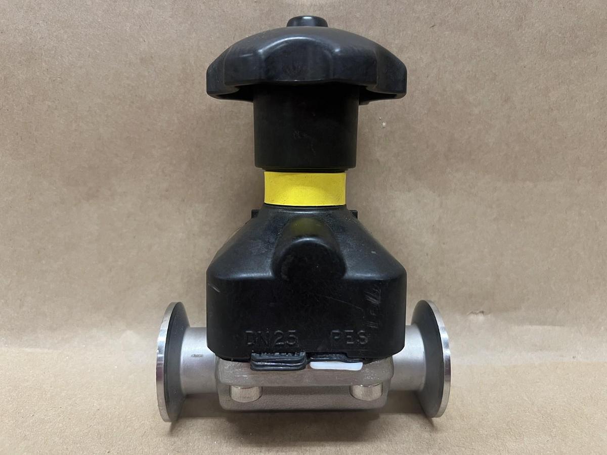 Used Crane-Saunders 4-81723-10-1 316L, CWP150, 1" Diaphragm Valve