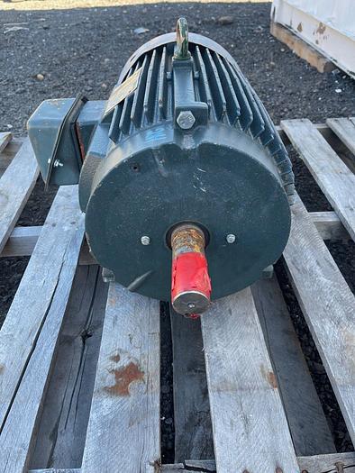 Used Toshiba International Y756SDSR41A-P 7.5Hp 5.5KW 960/1170RPM 190/380-230/460V 3Ph