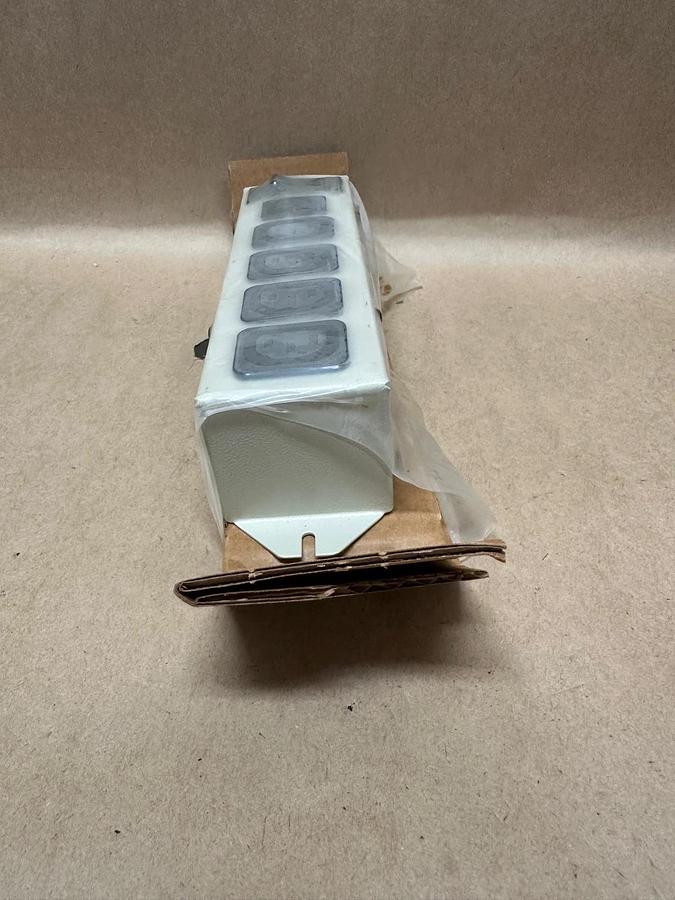 Used INTERPOWER 852J2D00 Power Outlet *NEW*