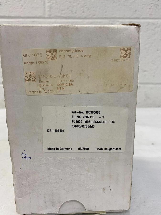 Neugart PLS070 Planetary Gearbox w/ Manual