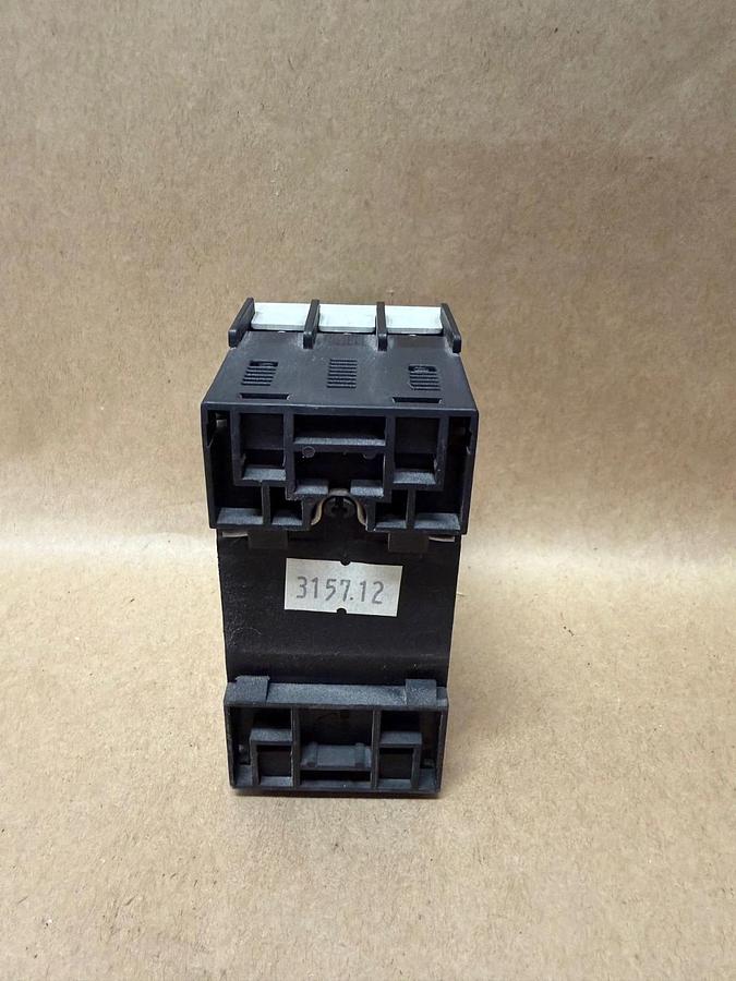 Used Siemens 3RV1021-1EA10 Motor Starter Protector