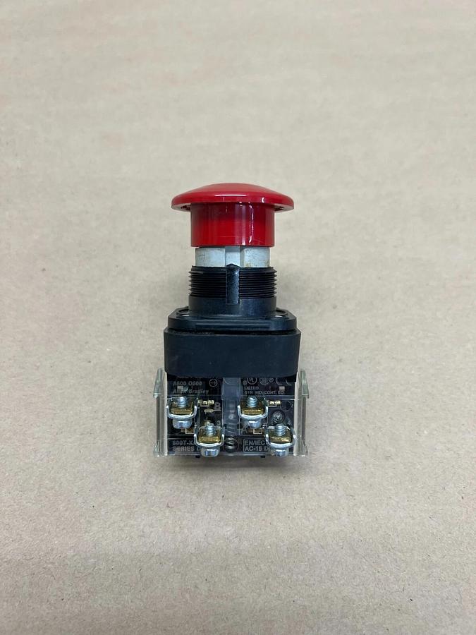 Used Allen Bradley 800H-DR6A Mushroom Head Push Button Red Cap