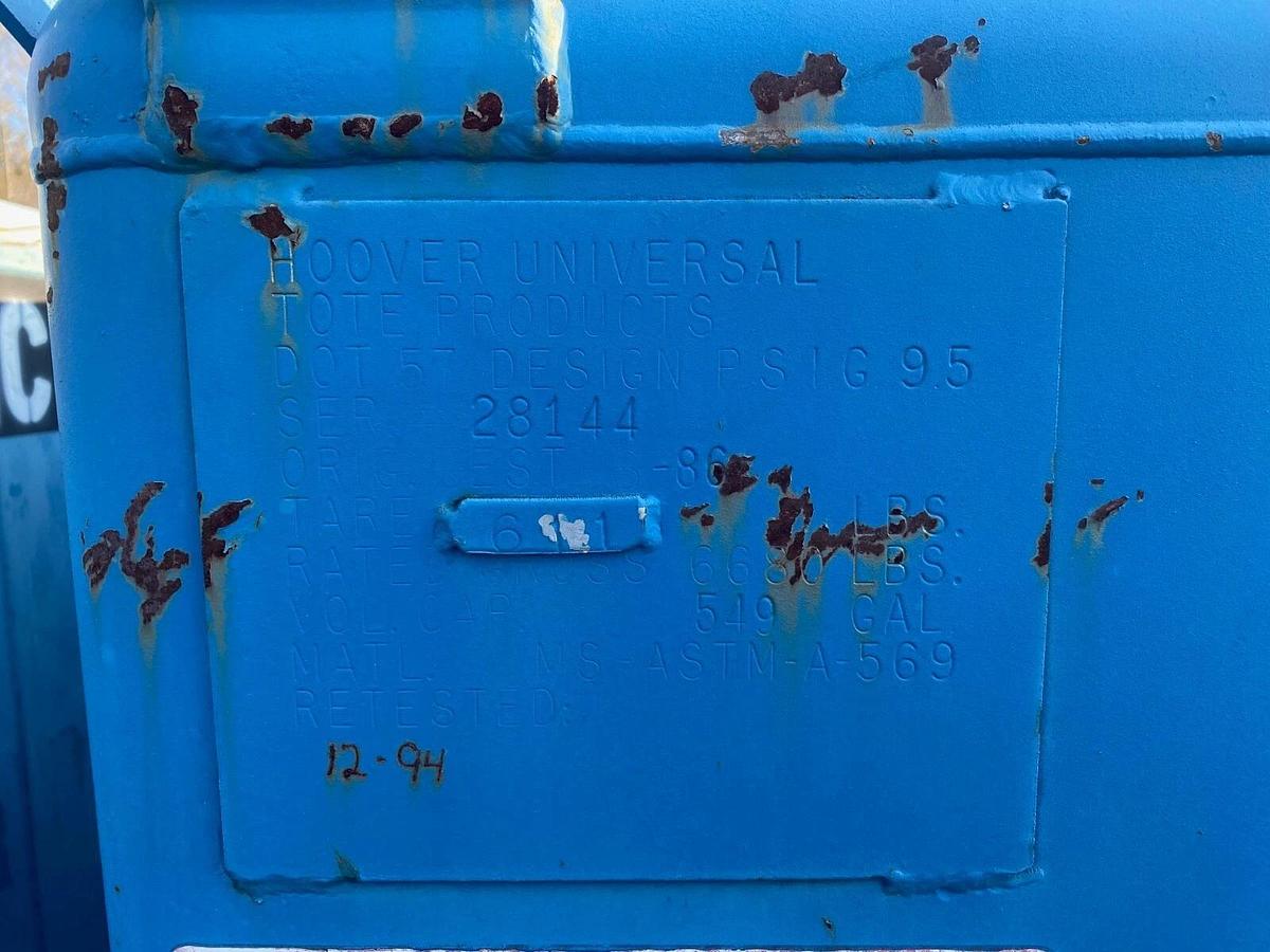 Used Hoover Universal 28144, 549 Gallon Tank, Industrial Liquid Storage Tank