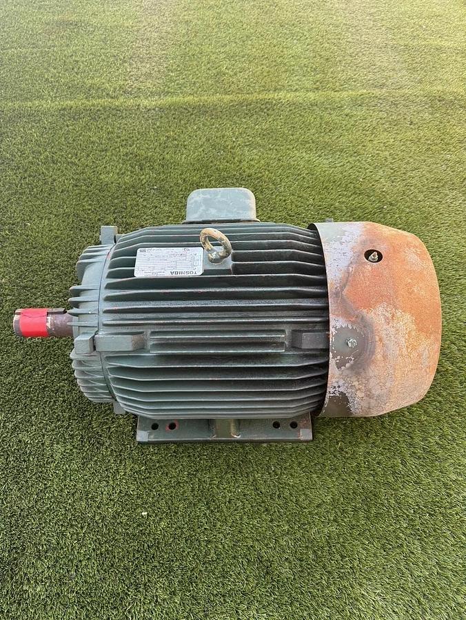 Used Toshiba 80404FLF3USH02 Induction Motor 40HP 230/460V 9.4-47A, 324T, 2700RPM