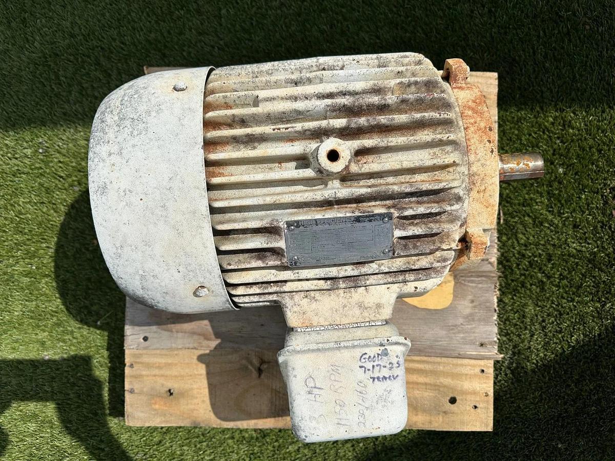 Used Toshiba High Efficiency 3Hp Motor @ 750RPM, 230/460V, 3 Phase, Frame 213T, 60Hz