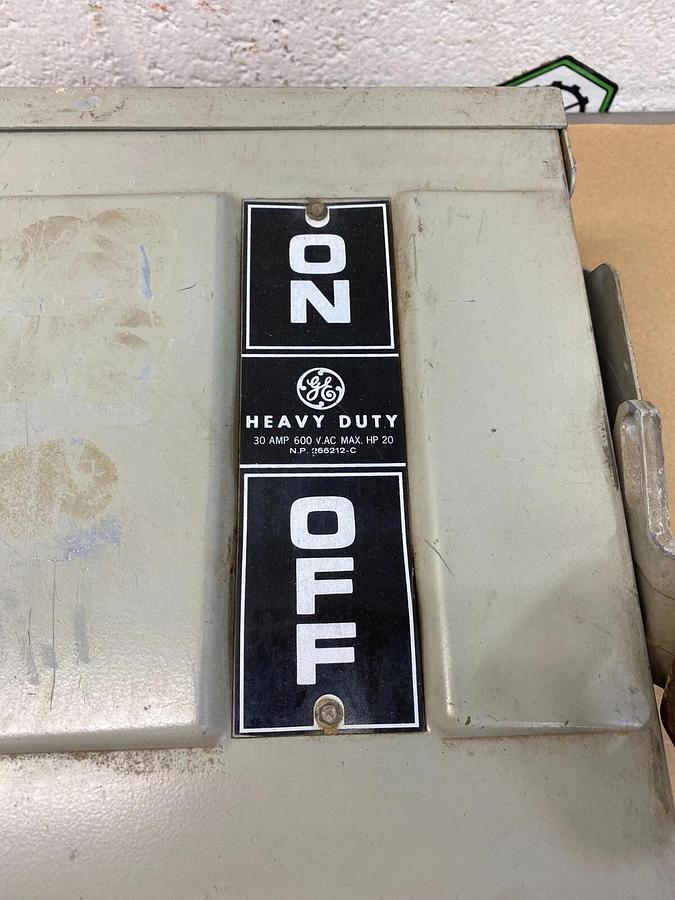 Used General Electric Heavy Duty Safety Switch, 30A, 600 VAC, HP 20