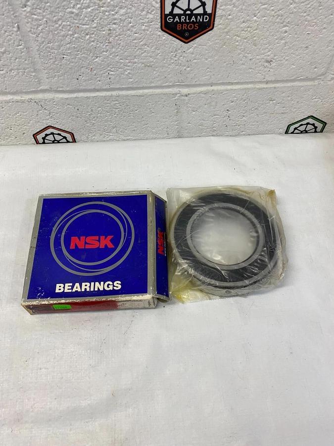 Used NSK 6217VVC3 Deep Groove Ball Bearing