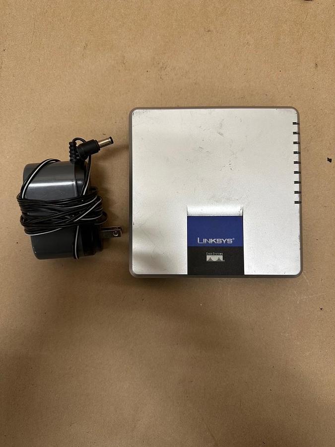 Used Linksys EG008W Gigabit 8-Port Workgroup Switch with Cord