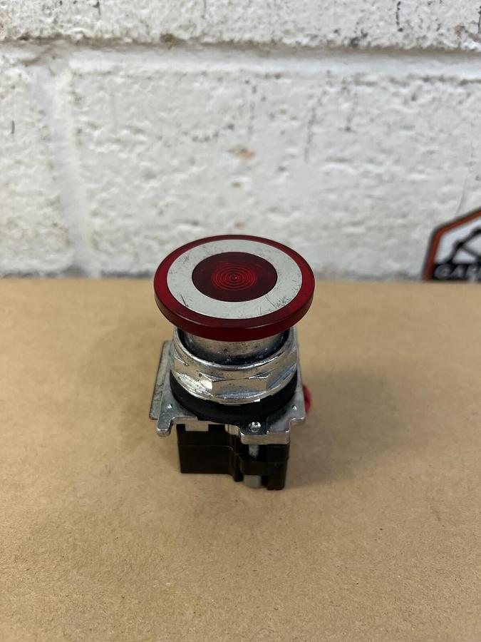 Used Cutler-Hammer 10250T/91000T Red Stop Button