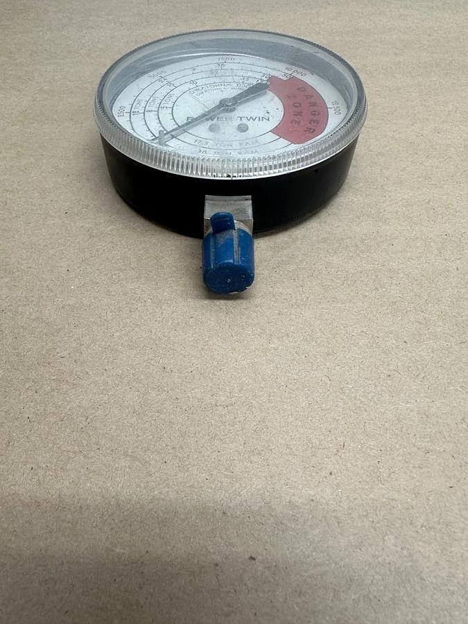 Owatonna Tool Company 89017 Power Twin Pressure Gauge *NEW*