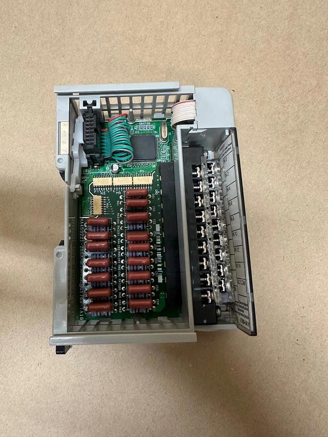 Used Allen Bradley 1769-IA16 Ser A Input Module, Compact I/O