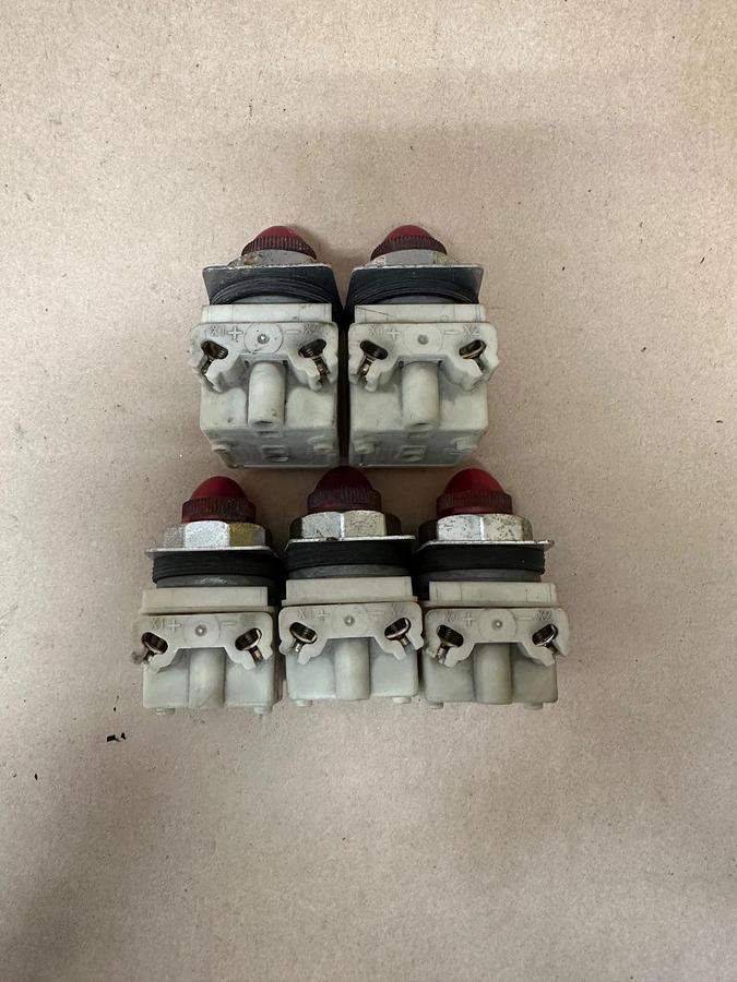 Used Square D 9001 KM1 Red Pilot Light Module - Lot of 5