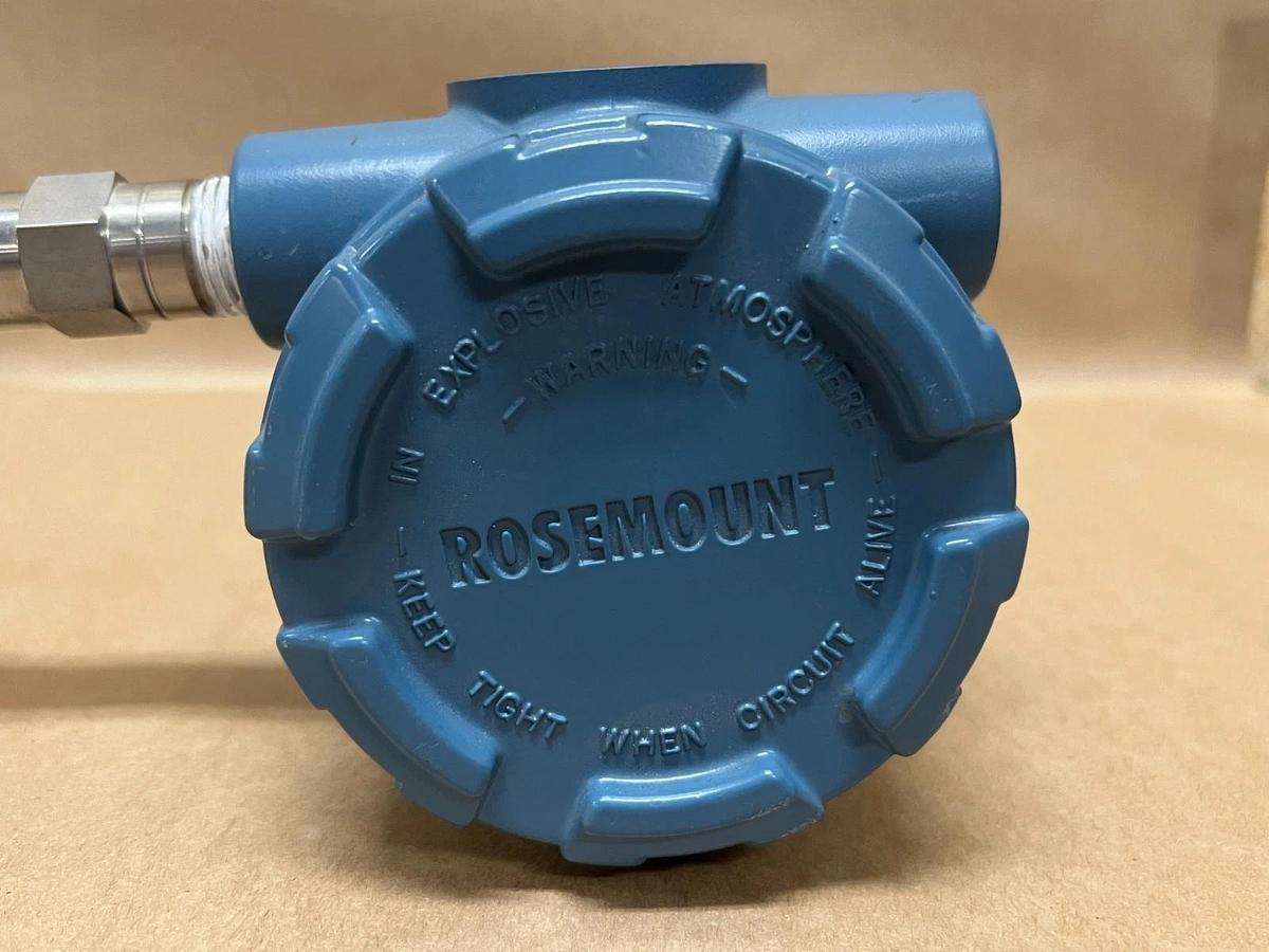Used Rosemount 3144D1NAM5X104 Temp Transmitter, Book/XF 1-1/2" Flanged Thermowell