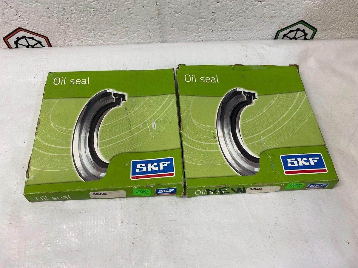 SKF 39922 Oil Seal (Joint Radial) - Lot of 2
