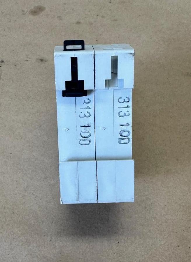 Used EATON WMZS2D10 Circuit Breaker