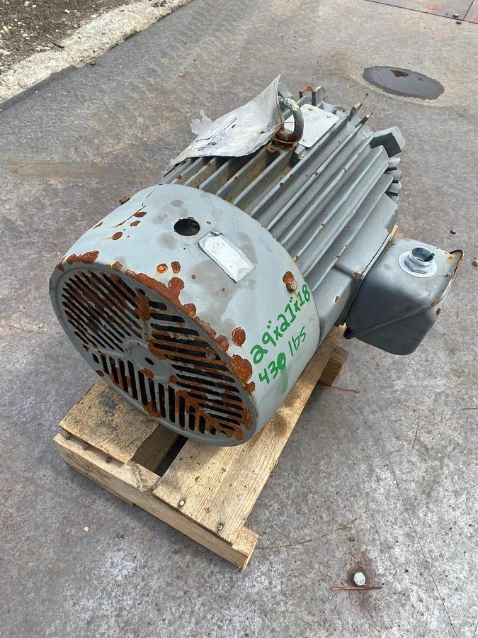 Used Toshiba Motor B0254FLF30M02 25Hp, 1755RPM, 575V, 3 Phase, 284T Frame