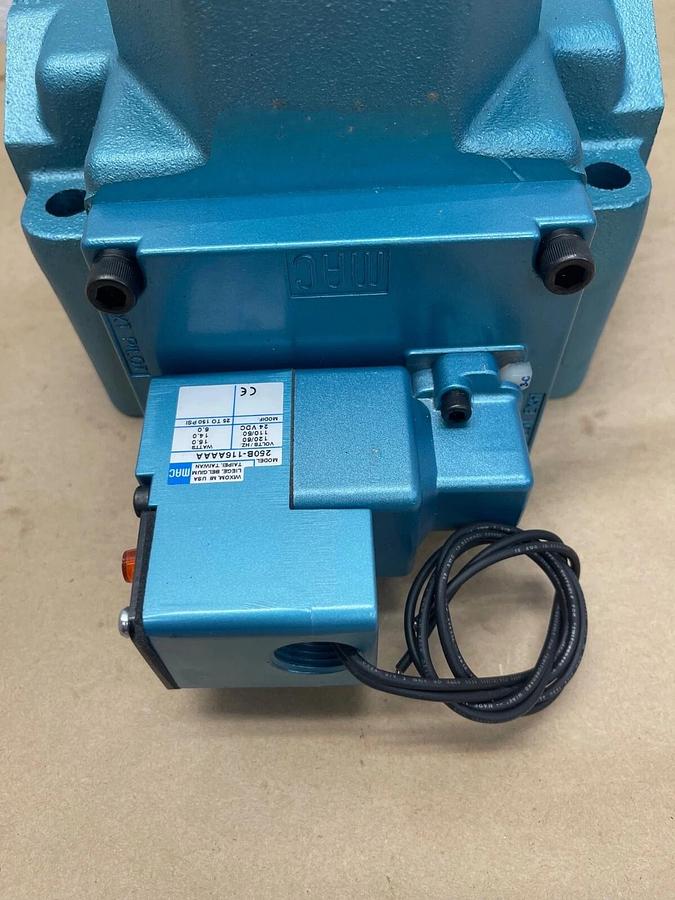 Used MAC 59B-12-116AA Solenoid Valve, 110/120 VAC, 50/60 Hz, 25 to 150 PSI