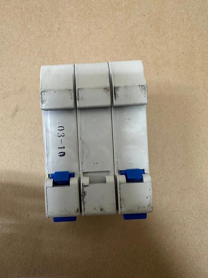 Used Ferraz Shawmut USCC3 Ultrasafe Fuseholder w/ ATDR25 Fuse (x3)